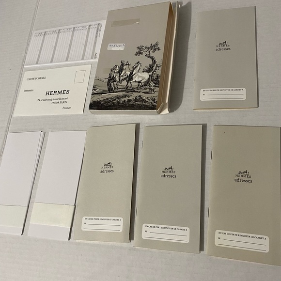 Hermes address books - Picture 2 of 7